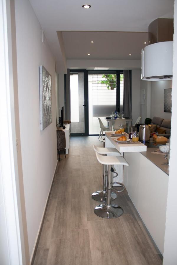 Charming Corners Azahar Apartment Seville Luaran gambar